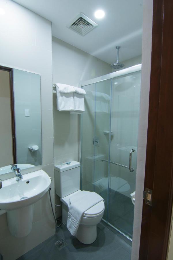 Mango Suites Cauayan Exterior photo